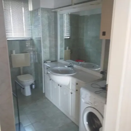 Dunja Apartment *